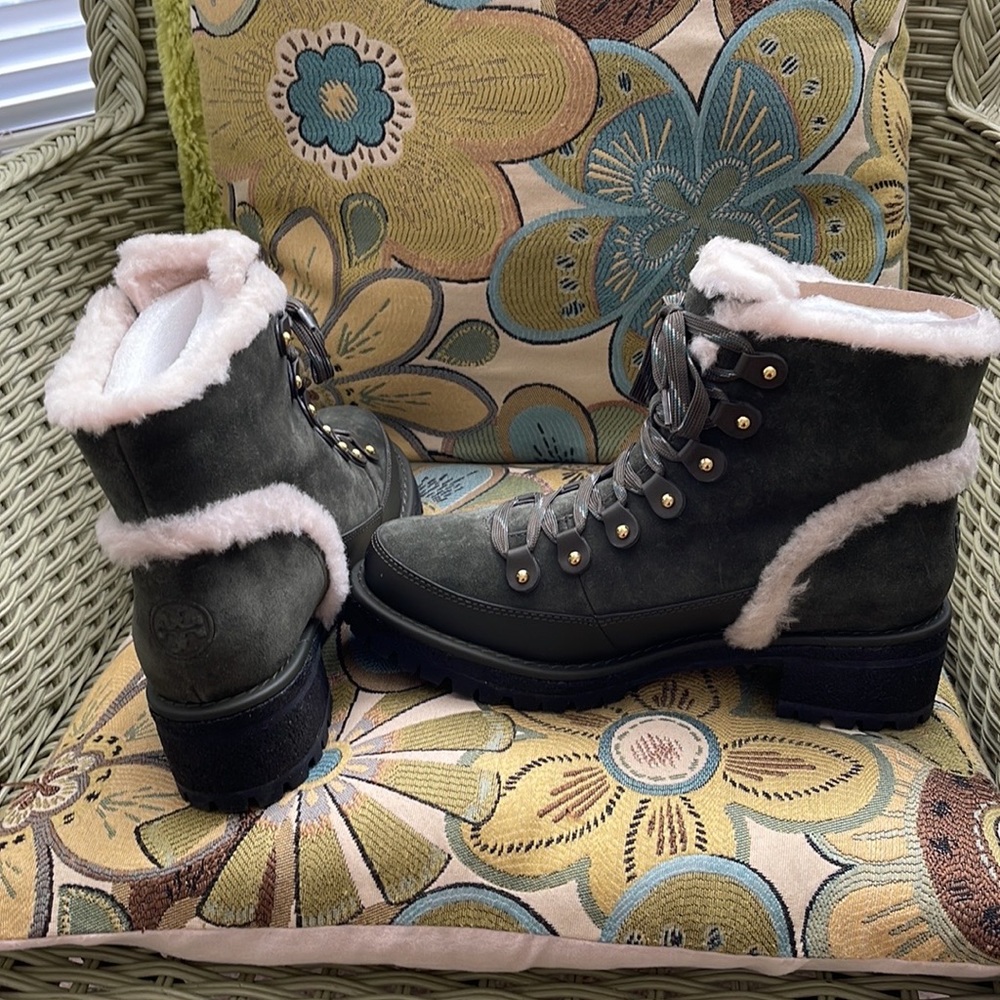 Women Tory Burch Cooper Suede Shearling Booties New W box Size 7.5